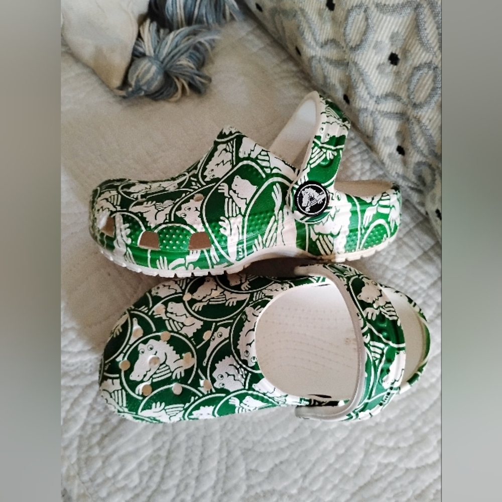 Kids Green Crocs with Fun Print Size 6